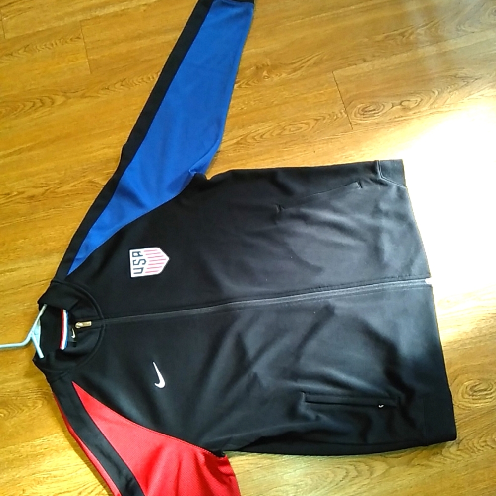 Athletic sports cote